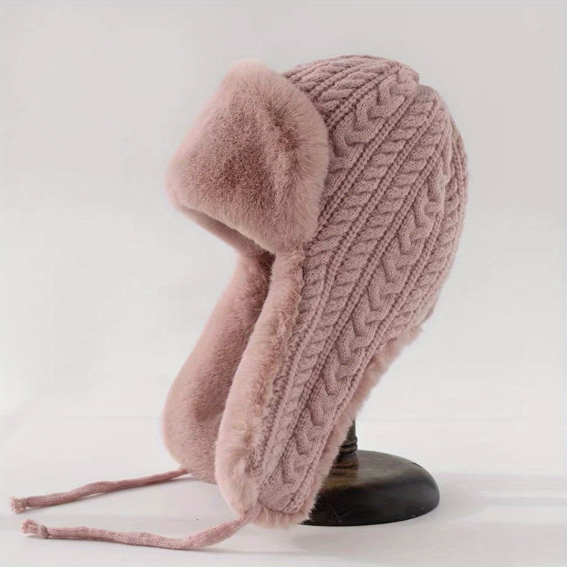 Women's Knit Hat with Extended - مراجعة Windsor Knot Tie وسعره